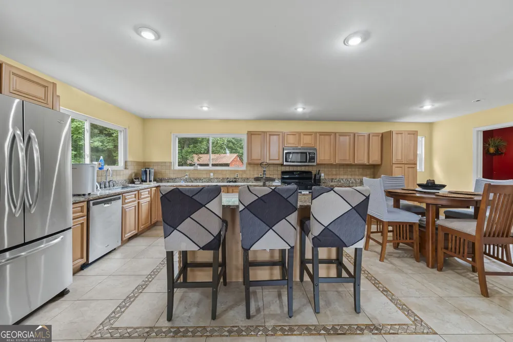 455 Holt RD Ellijay, GA 30536