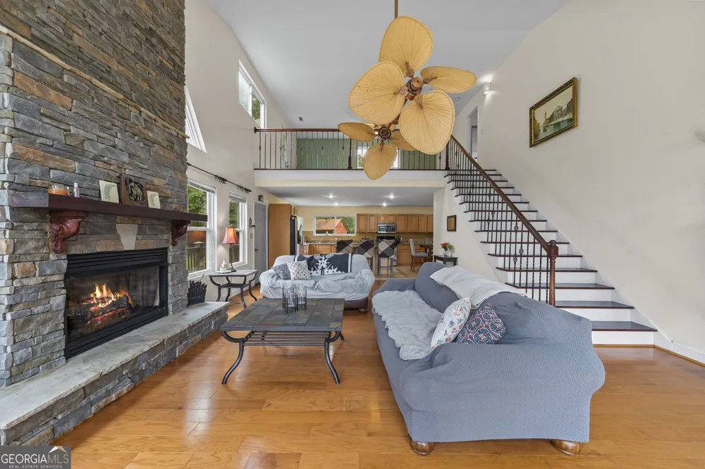 455 Holt RD Ellijay, GA 30536