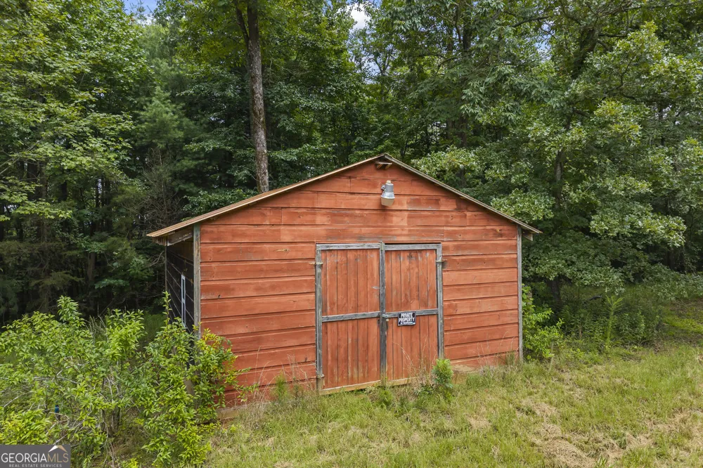 455 Holt RD Ellijay, GA 30536