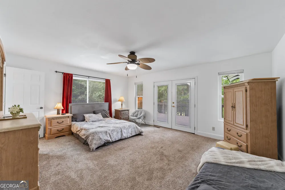 455 Holt RD Ellijay, GA 30536