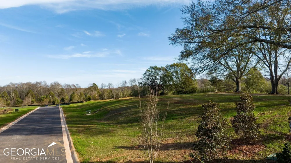5421 Oak Manor WAY Murrayville, GA 30564