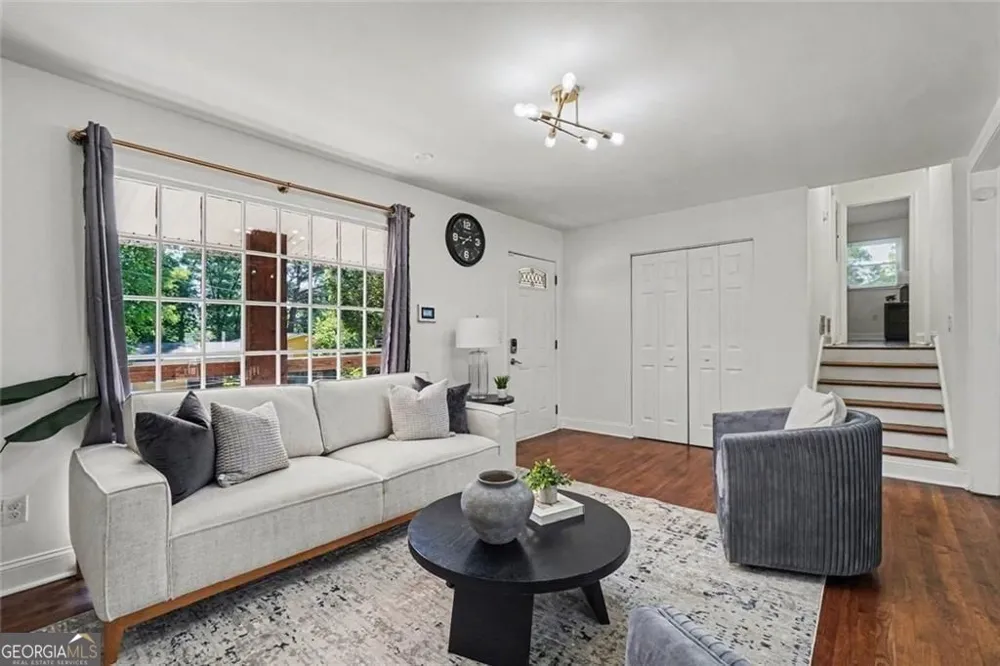 2637 Casher DR Decatur, GA 30034