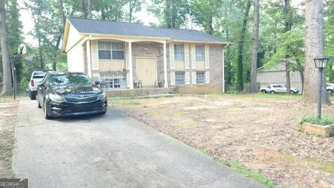 3095 Fern Valley DR SW