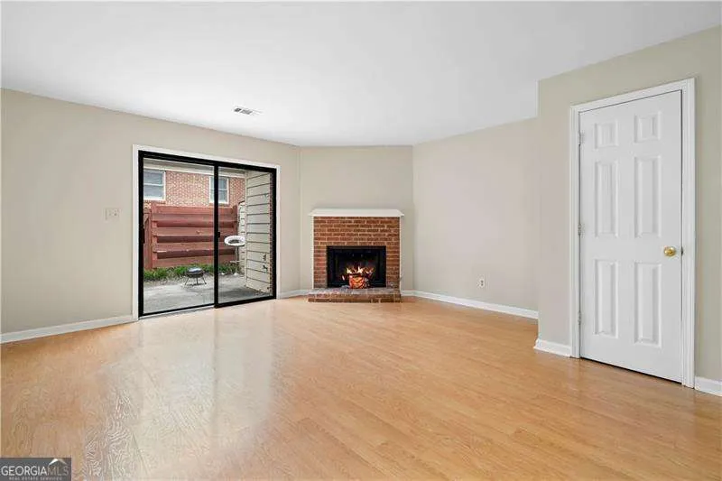 2894 Webb Bridge RD Alpharetta, GA 30009