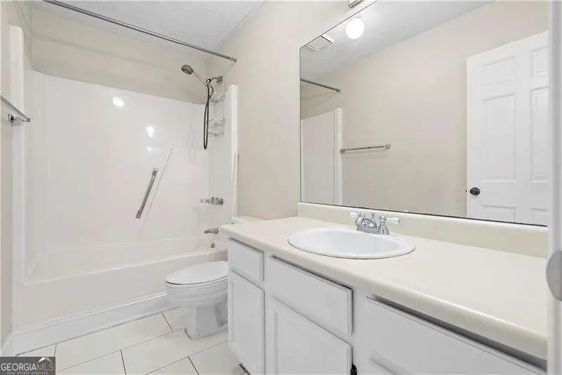 2894 Webb Bridge RD Alpharetta, GA 30009