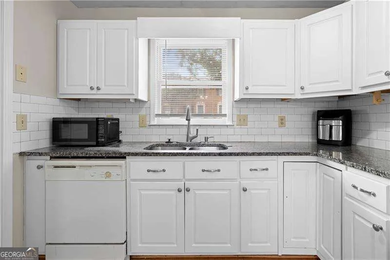 2894 Webb Bridge RD Alpharetta, GA 30009