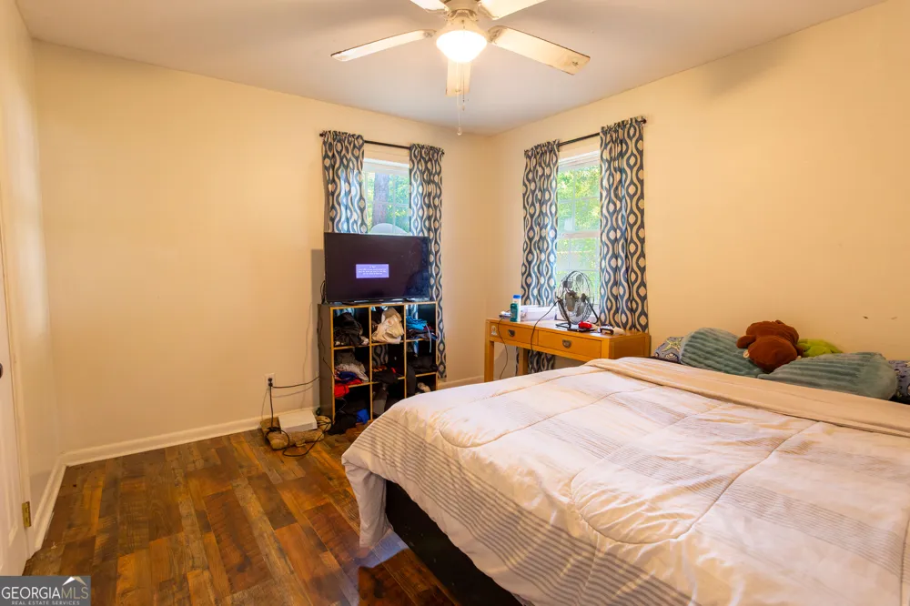 1526 Rayonier RD Jesup, GA 31545