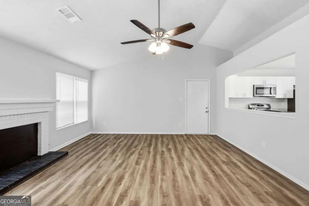 1193 Harvest Dale CT Stone Mountain, GA 30088