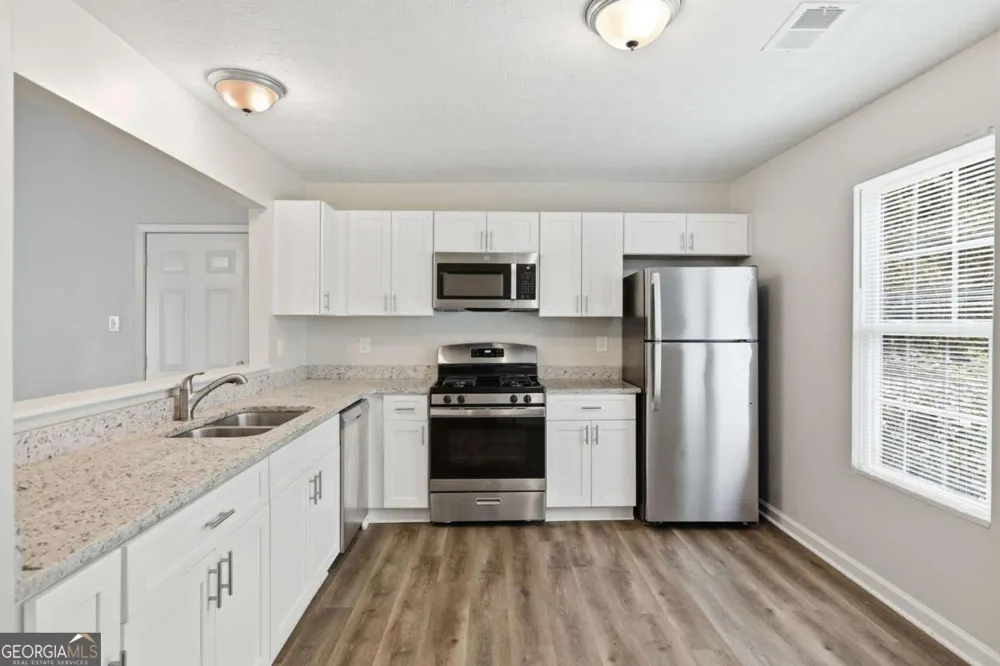 1193 Harvest Dale CT Stone Mountain, GA 30088