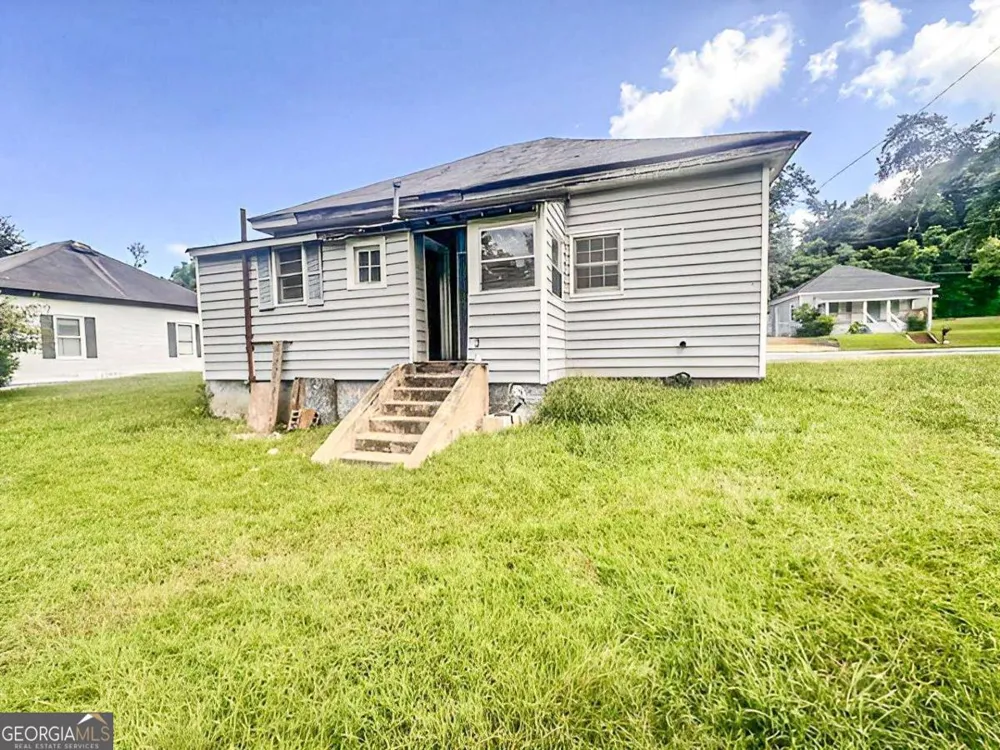 54 Bleachery ST Griffin, GA 30223