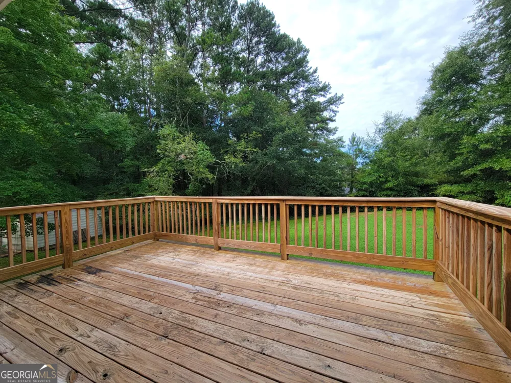858 Pine Shadow LN Winder, GA 30680