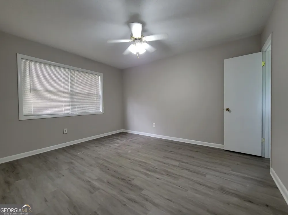 858 Pine Shadow LN Winder, GA 30680