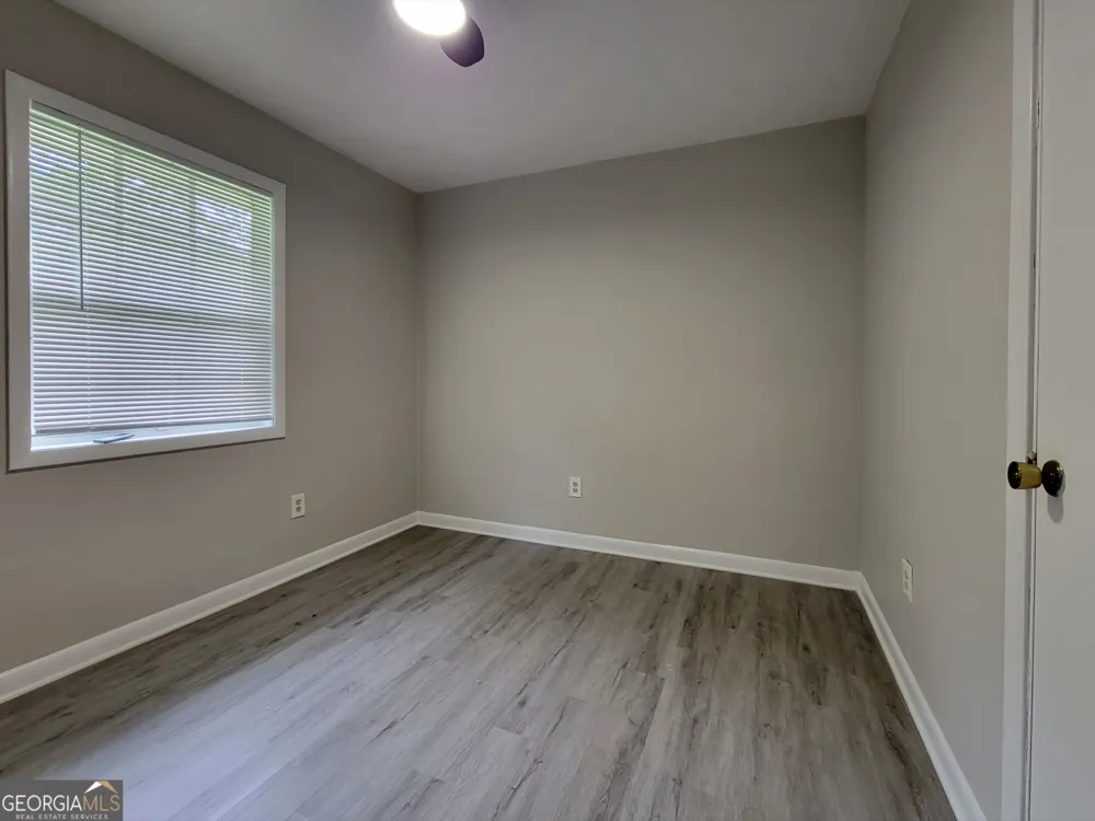858 Pine Shadow LN Winder, GA 30680