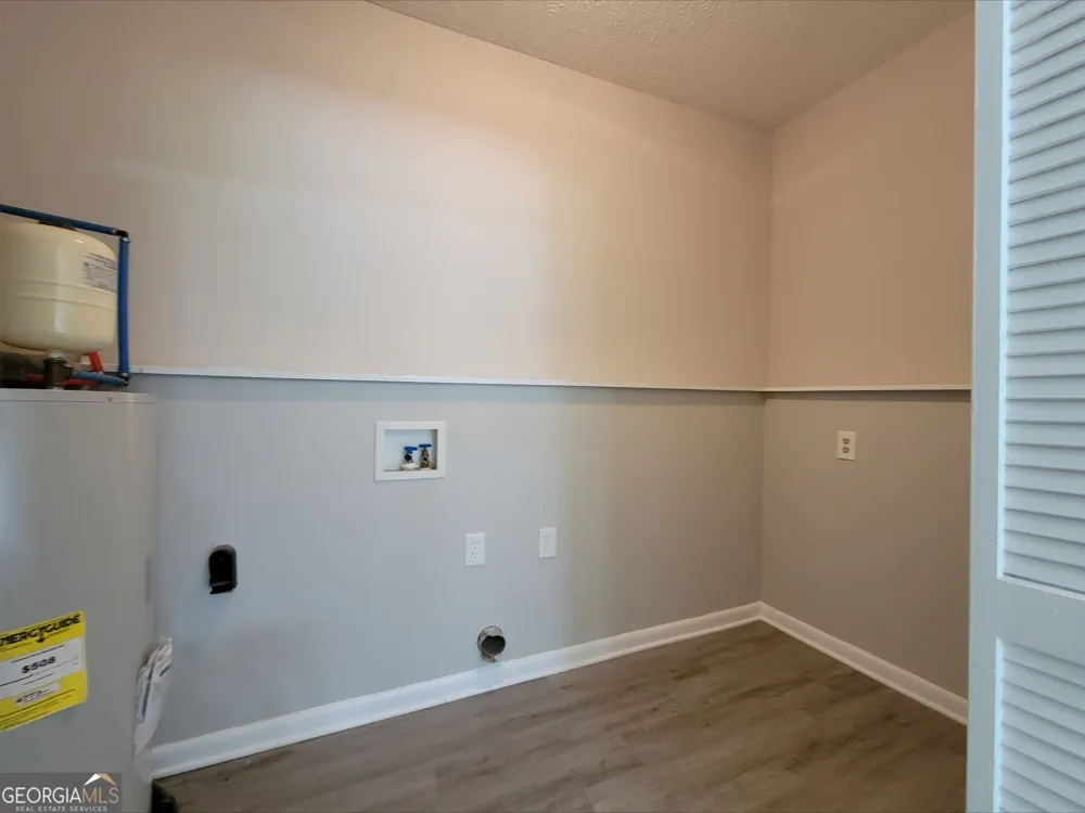 858 Pine Shadow LN Winder, GA 30680