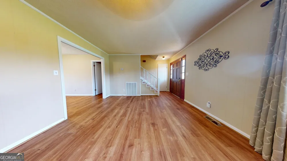 122 Wanda LN Swainsboro, GA 30401