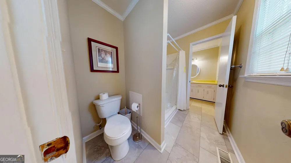122 Wanda LN Swainsboro, GA 30401