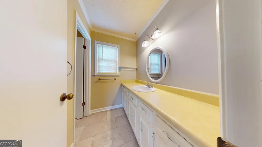 122 Wanda LN Swainsboro, GA 30401