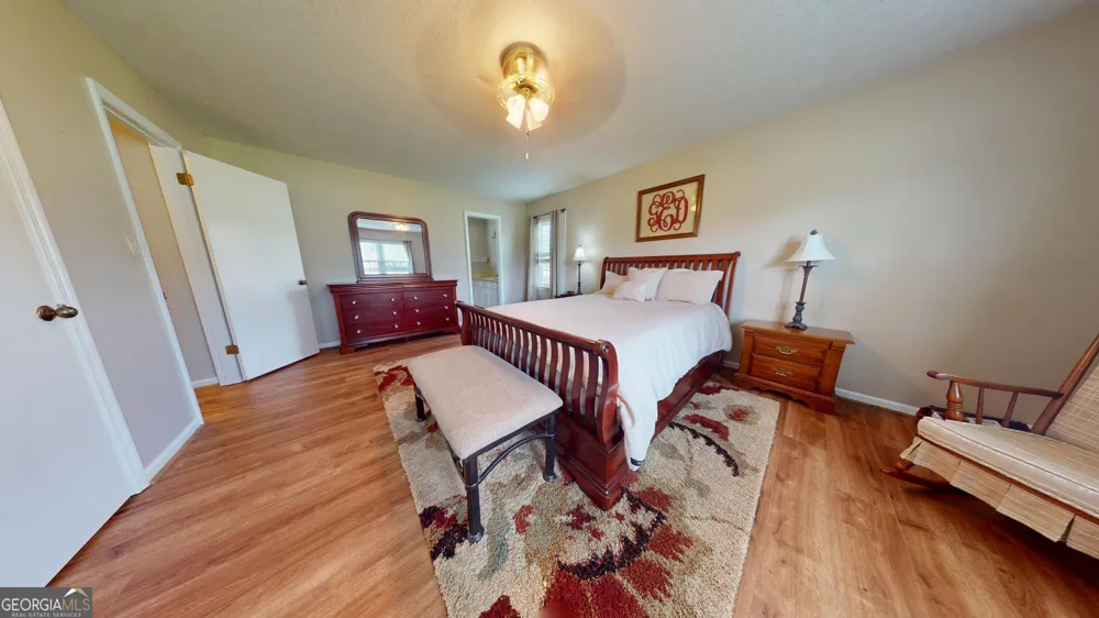 122 Wanda LN Swainsboro, GA 30401