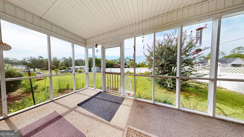 122 Wanda LN Swainsboro, GA 30401