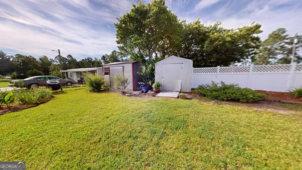 122 Wanda LN Swainsboro, GA 30401