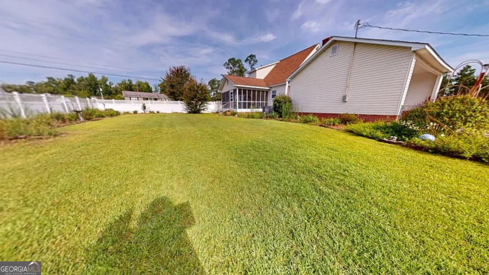 122 Wanda LN Swainsboro, GA 30401