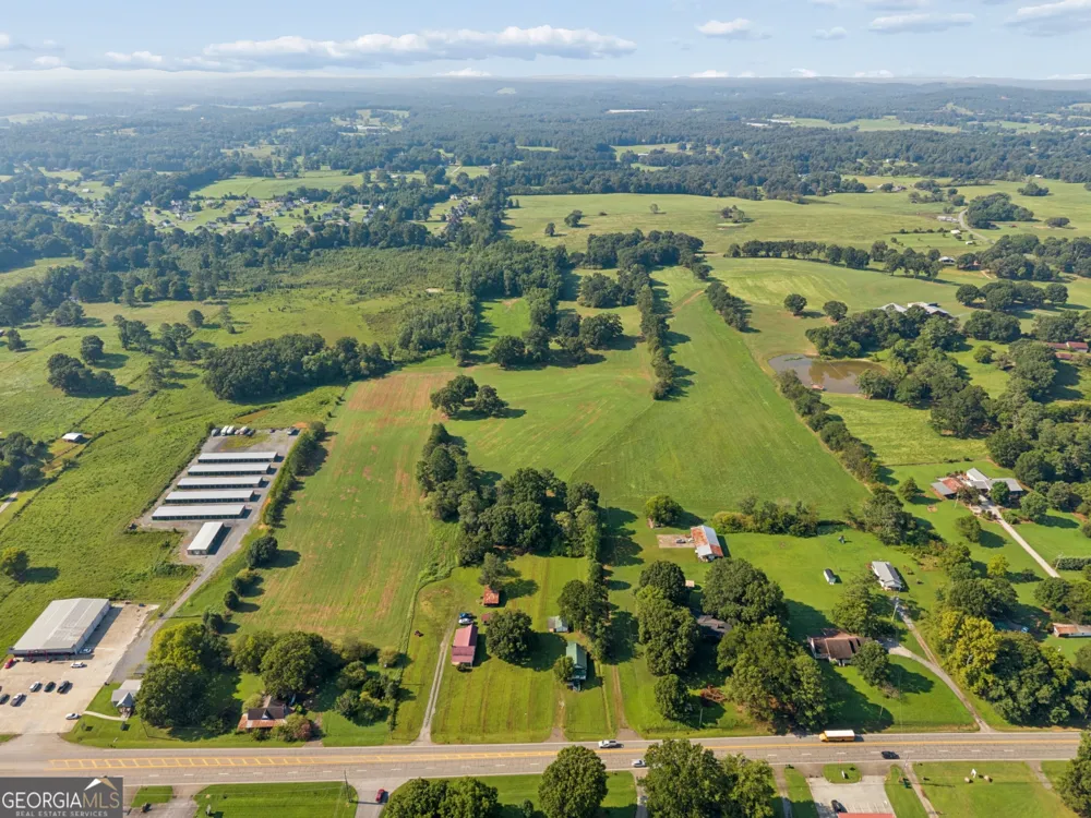 6873 Fairmount HWY SE Calhoun, GA 30701