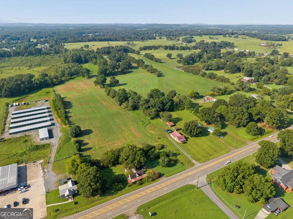 6873 Fairmount HWY SE Calhoun, GA 30701