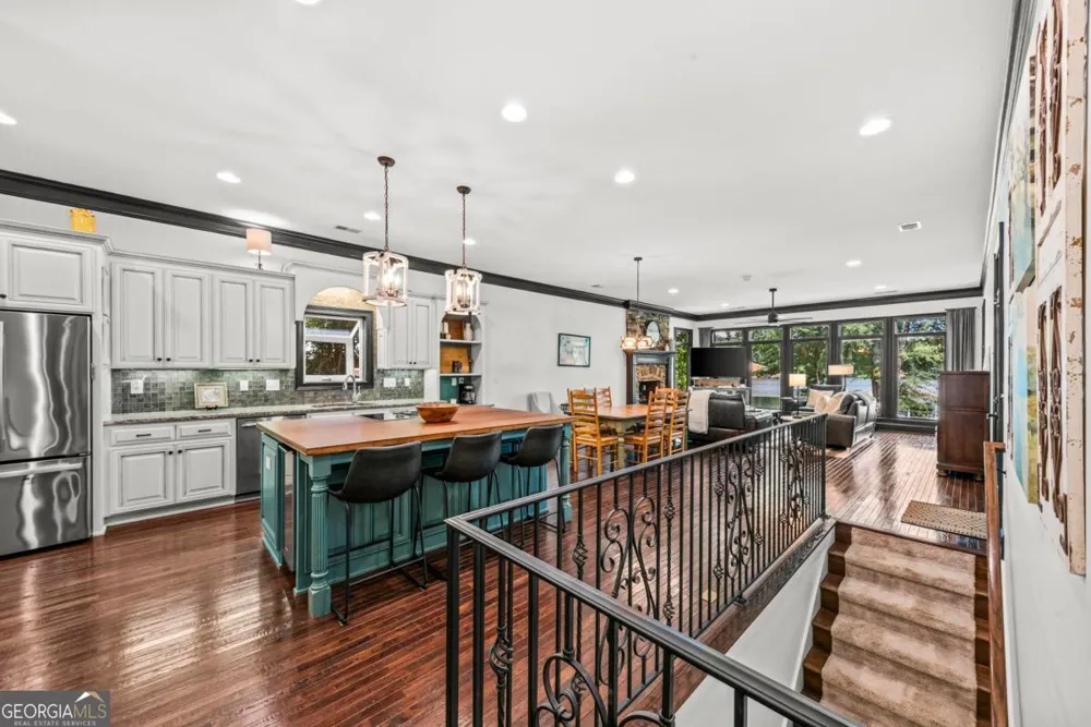 364 S Steel Bridge RD Eatonton, GA 31024