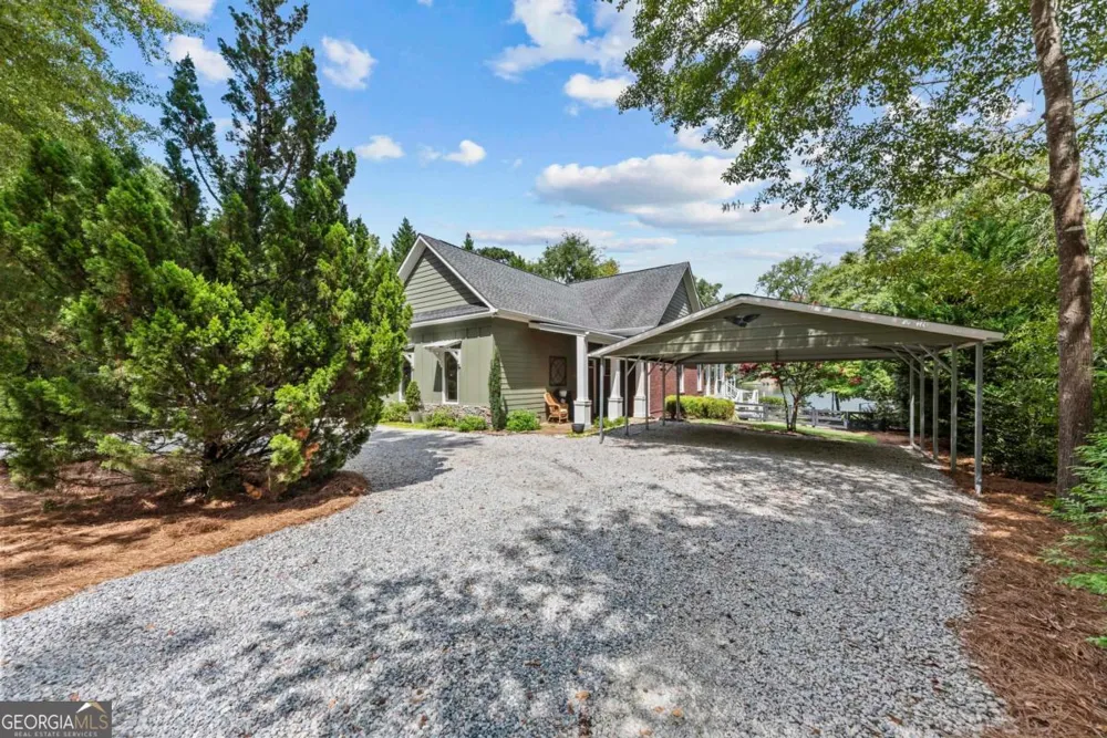 364 S Steel Bridge RD Eatonton, GA 31024