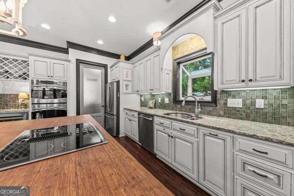 364 S Steel Bridge RD Eatonton, GA 31024