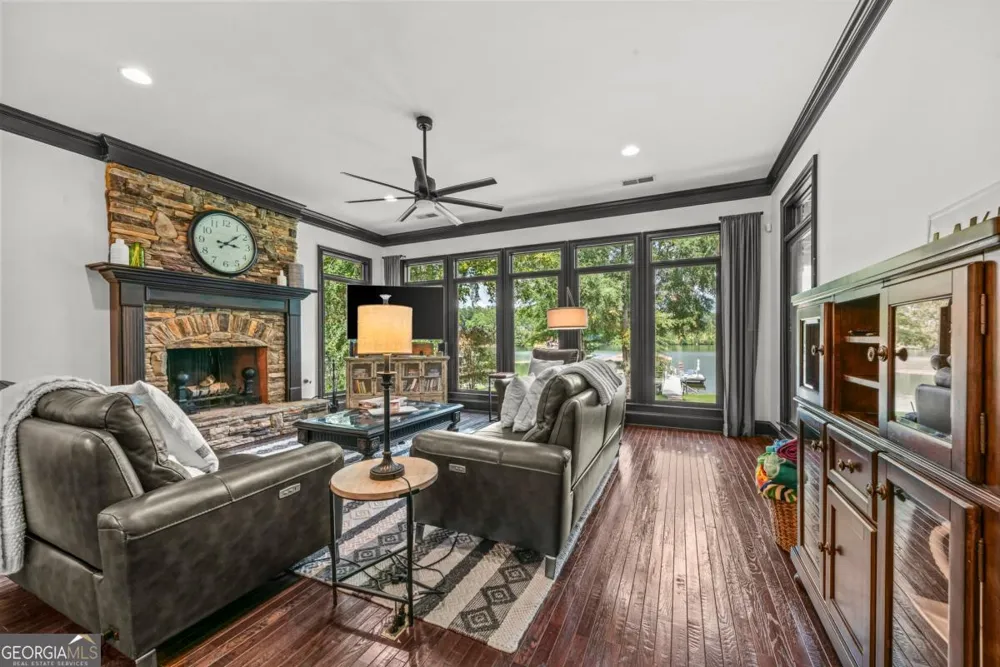 364 S Steel Bridge RD Eatonton, GA 31024