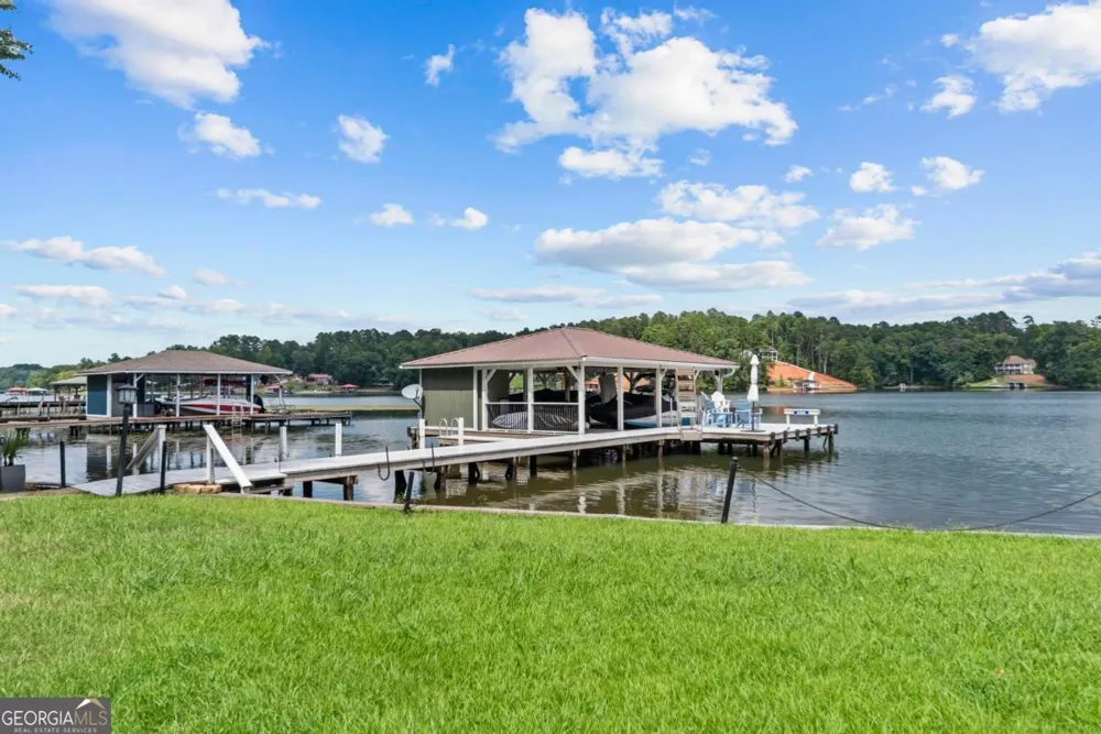 364 S Steel Bridge RD Eatonton, GA 31024