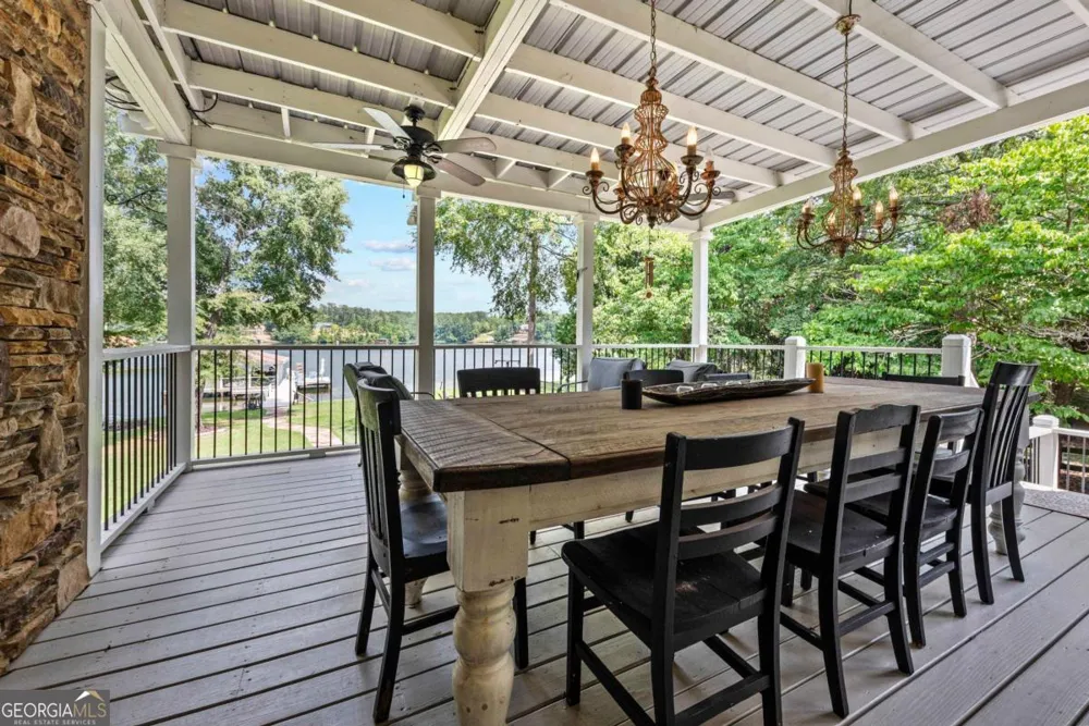 364 S Steel Bridge RD Eatonton, GA 31024