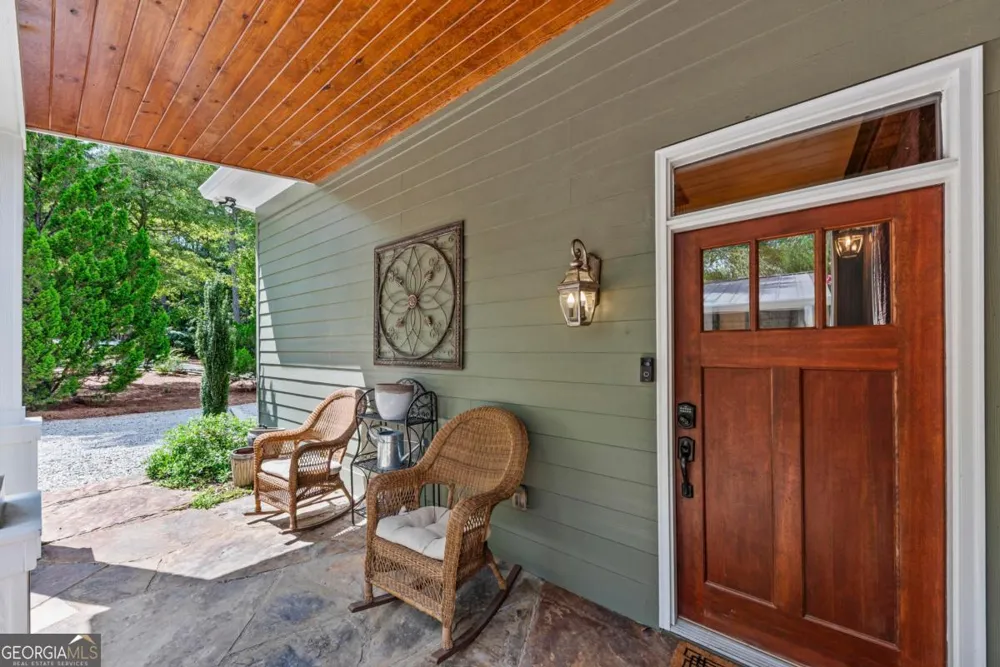 364 S Steel Bridge RD Eatonton, GA 31024