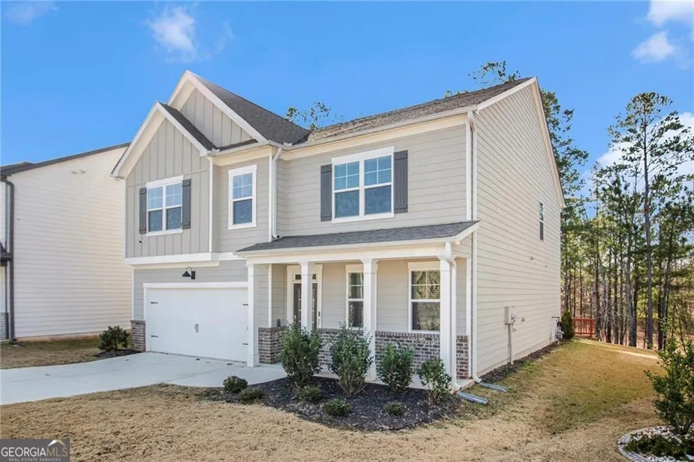 1083 Shadow Glen DR Fairburn, GA 30213