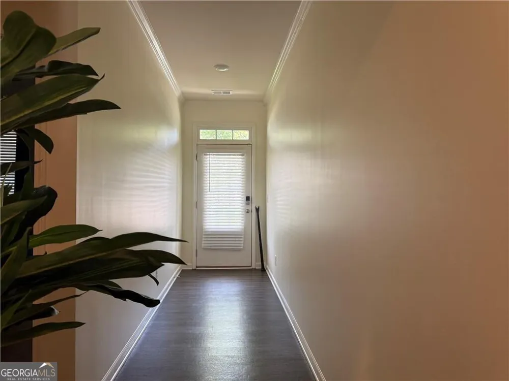 1083 Shadow Glen DR Fairburn, GA 30213