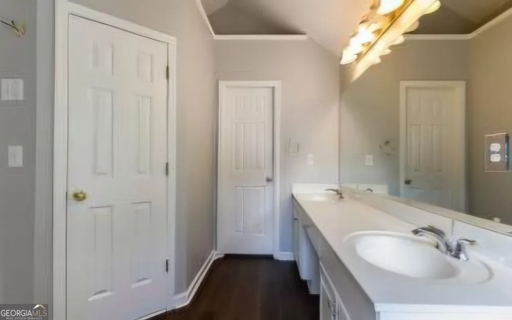 1714 Lake Heights CIR Dacula, GA 30019