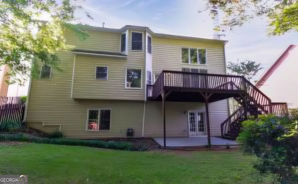 1714 Lake Heights CIR Dacula, GA 30019