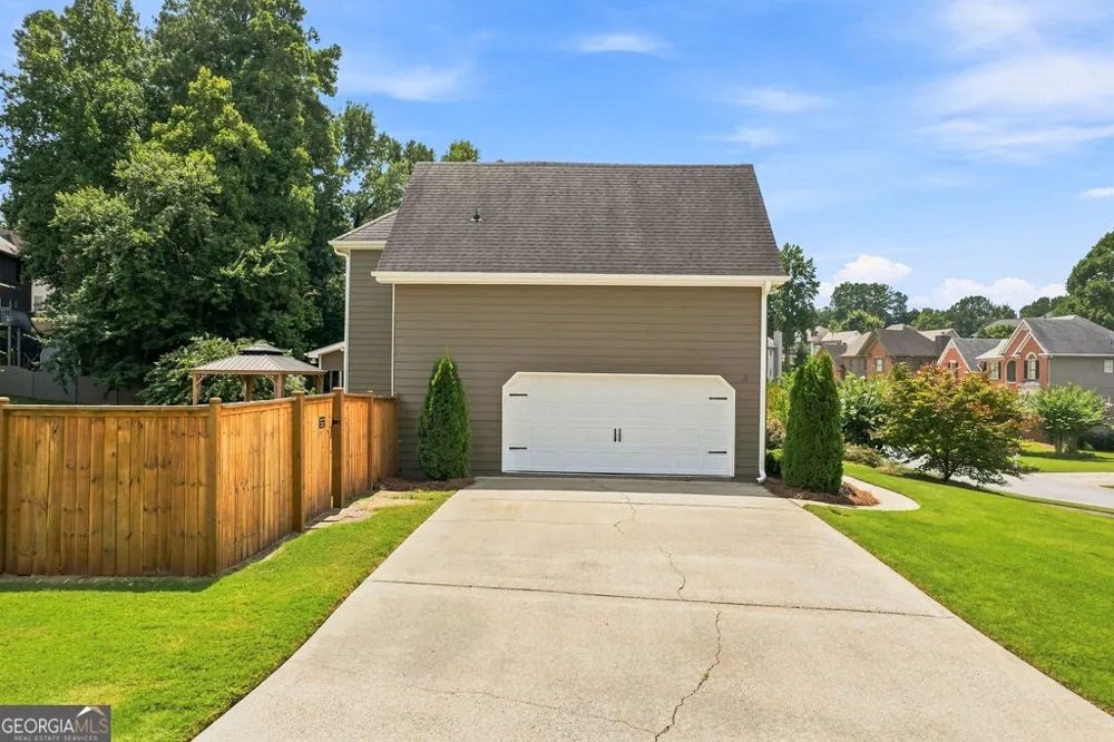 2469 Arcadia DR NW Acworth, GA 30101