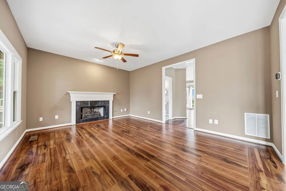 2469 Arcadia DR NW Acworth, GA 30101