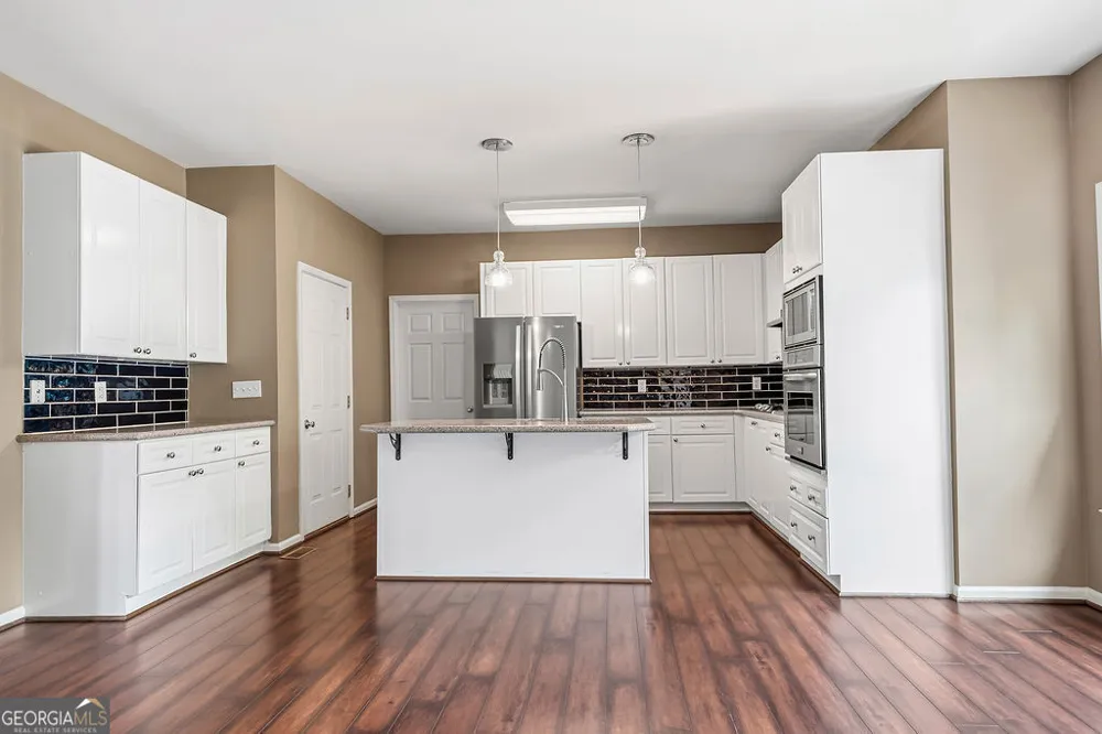 2469 Arcadia DR NW Acworth, GA 30101