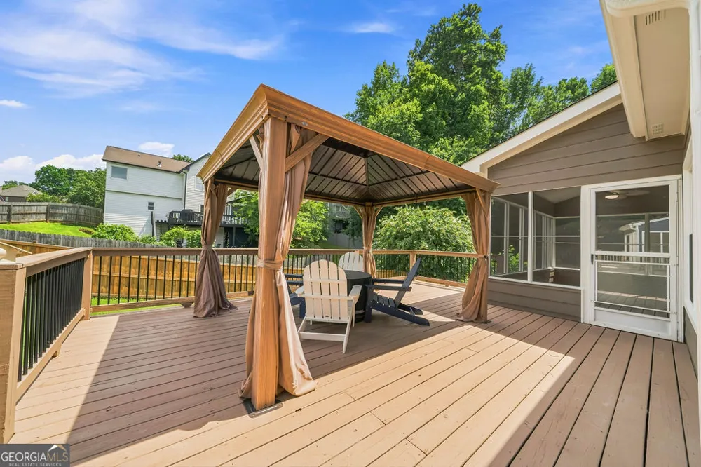 2469 Arcadia DR NW Acworth, GA 30101