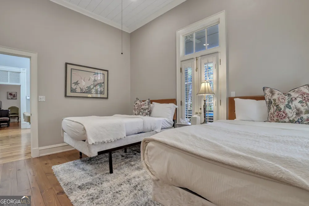 192 Myrtle Grove LN Richmond Hill, GA 31324