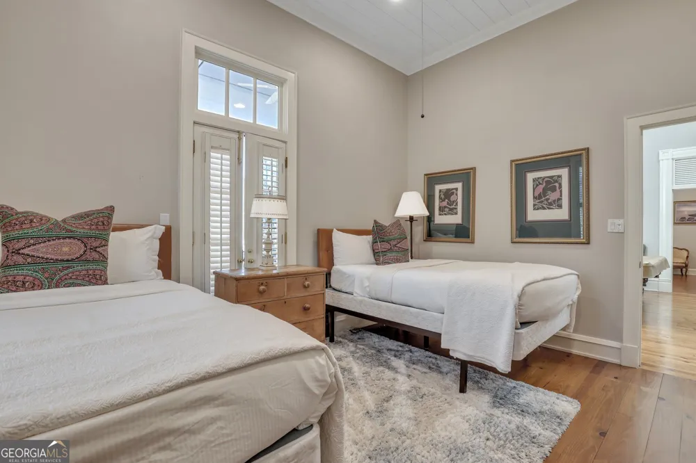 192 Myrtle Grove LN Richmond Hill, GA 31324