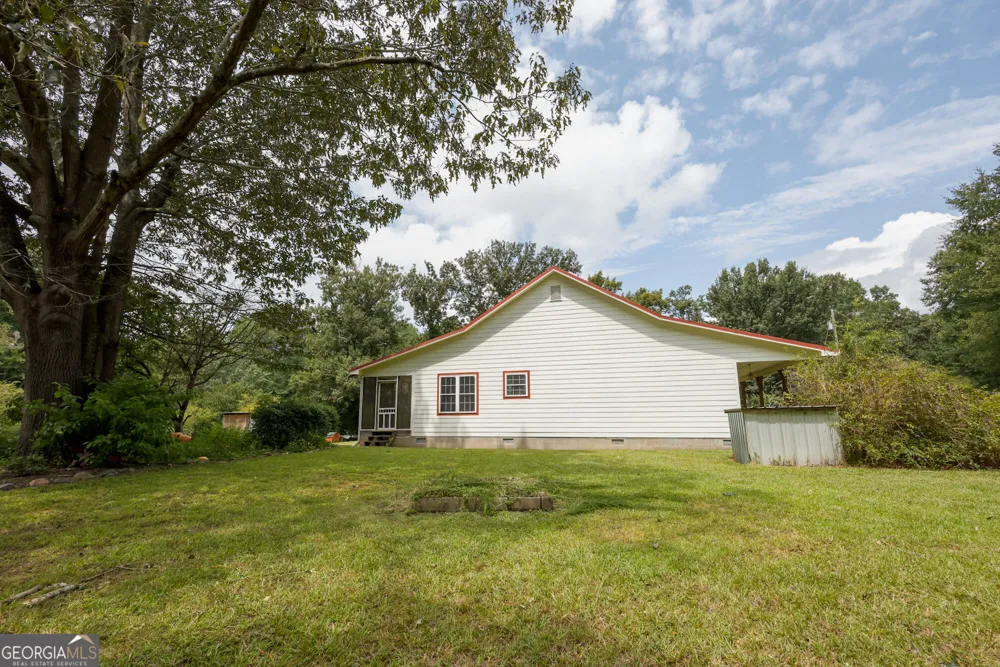 221 Chigger Ridge RD Carnesville, GA 30521