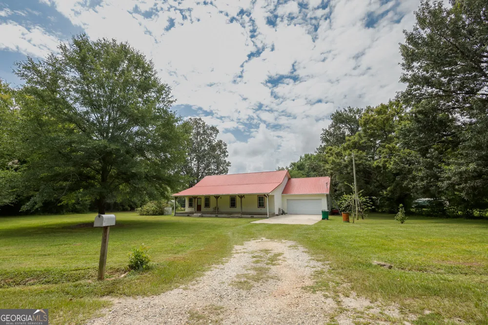 221 Chigger Ridge RD Carnesville, GA 30521