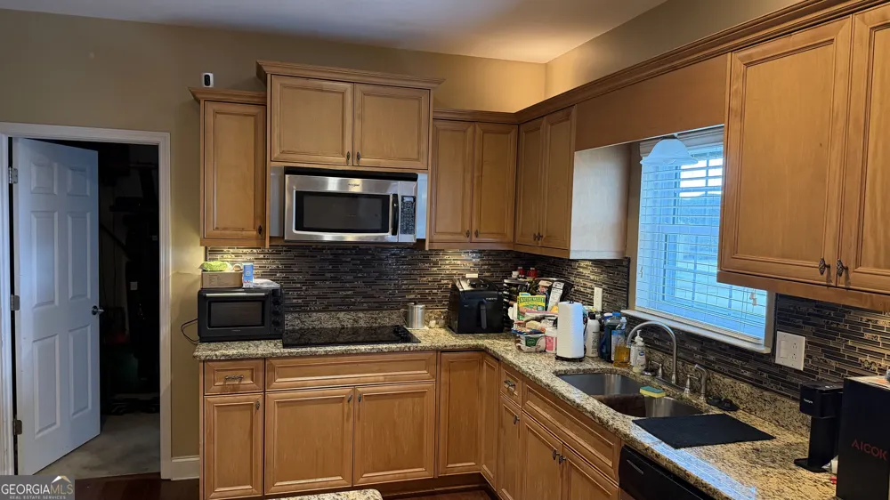 1801 Eva LN Hephzibah, GA 30815