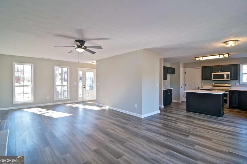22 Fallow LN Acworth, GA 30101