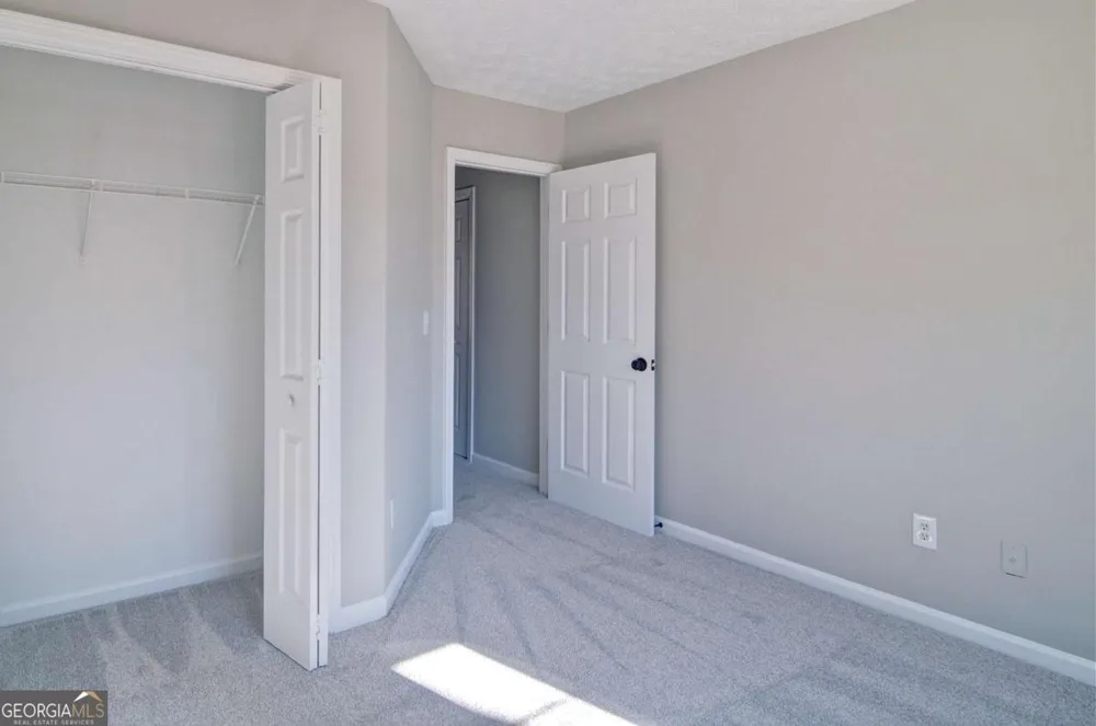 22 Fallow LN Acworth, GA 30101