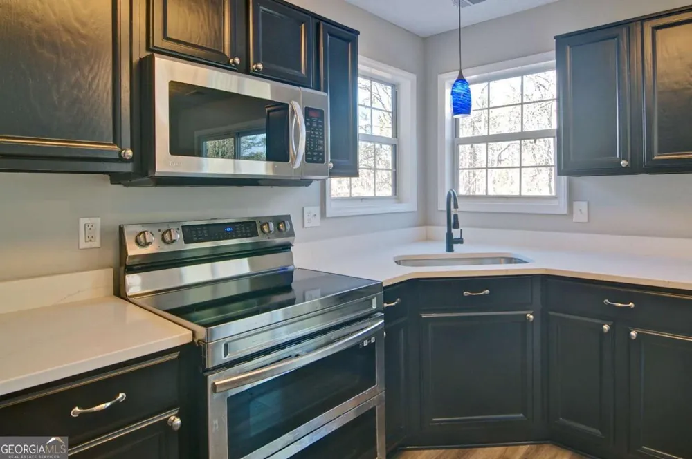 22 Fallow LN Acworth, GA 30101